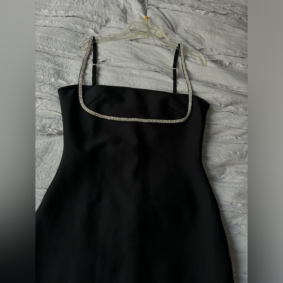 Pollie Mini Dress in Black
superdown BRAND NEW - Picture 6 of 10